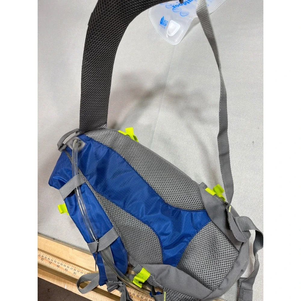 Outdoor Products Hydration Backpack Blue Grey 3L Hiking Trail Pack with Bladder